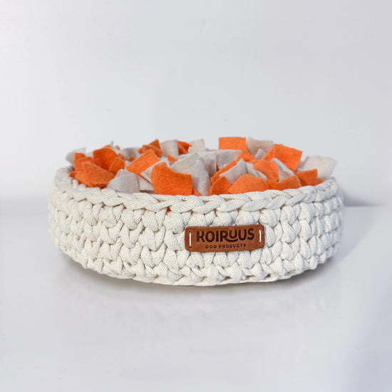 Nuuhku-nuuskukori, oranssi