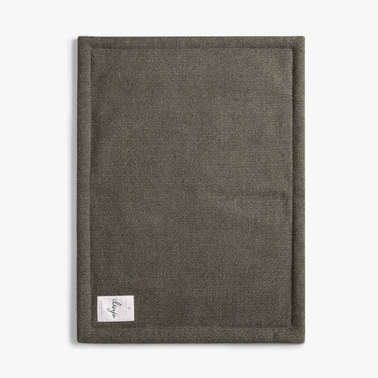 Koiran makuualusta matkalle, tummanvihreä