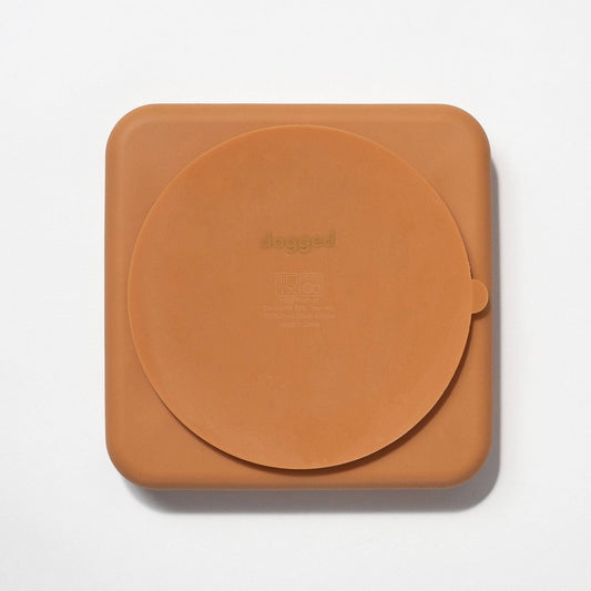 dogged  slow feeder, muskotti