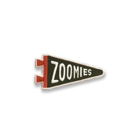 Scout's Honour Zoomies - silitettävä kangasmerkki lemmikille
