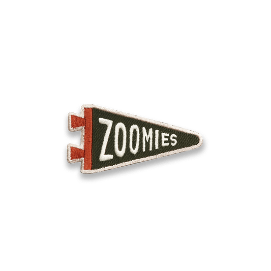 Scout's Honour Zoomies - silitettävä kangasmerkki lemmikille